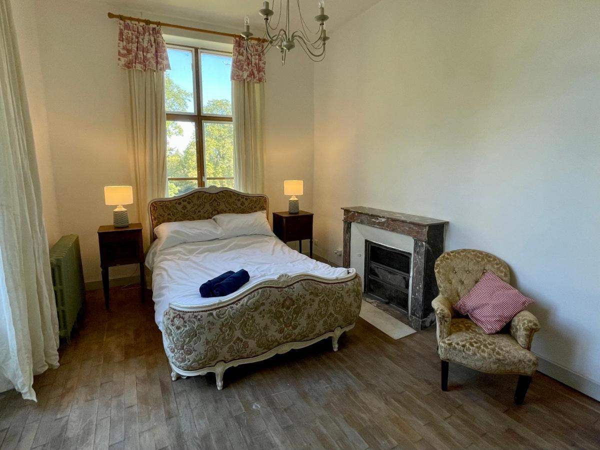 Beautiful 6 Bedroom House With Pool & Large Garden Le Pechereau Экстерьер фото